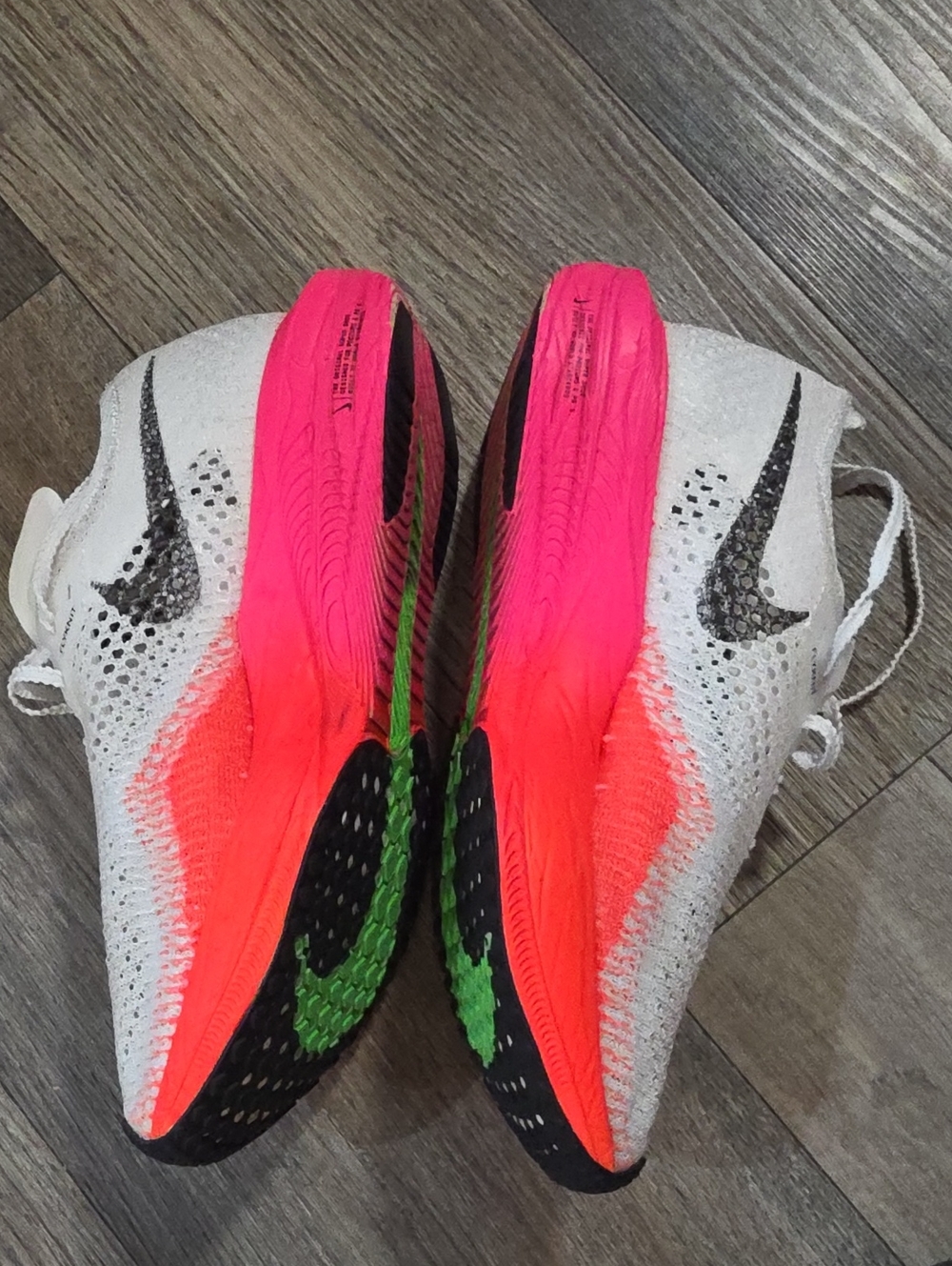 Nike Women's White Flyknit Running Shoes with Neon Pink Gradient Midsole - Picture 2 of 8